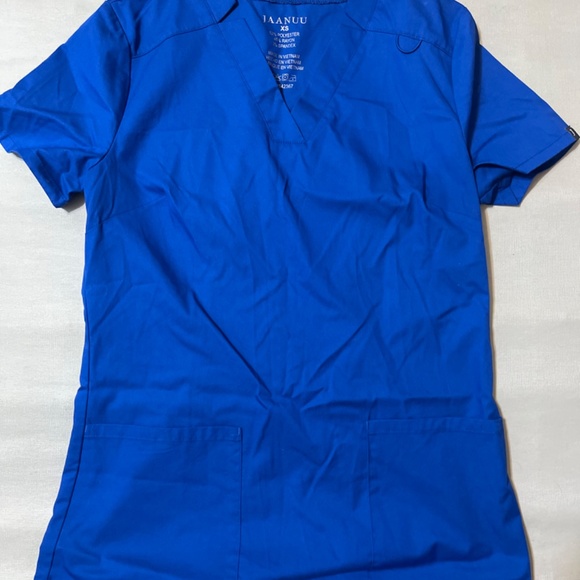 Scrub top - Picture 2 of 3